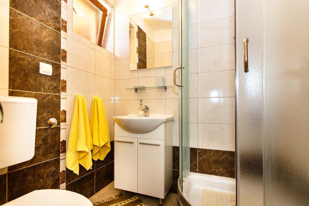 Apartmani Anica Risika Ngoại thất bức ảnh
