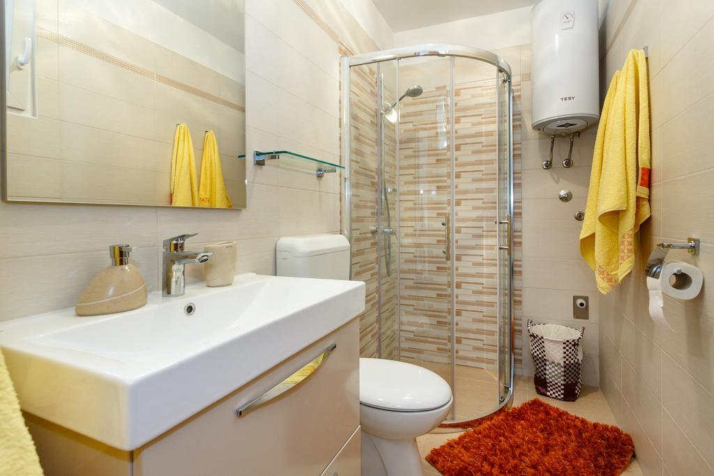 Apartmani Anica Risika Ngoại thất bức ảnh