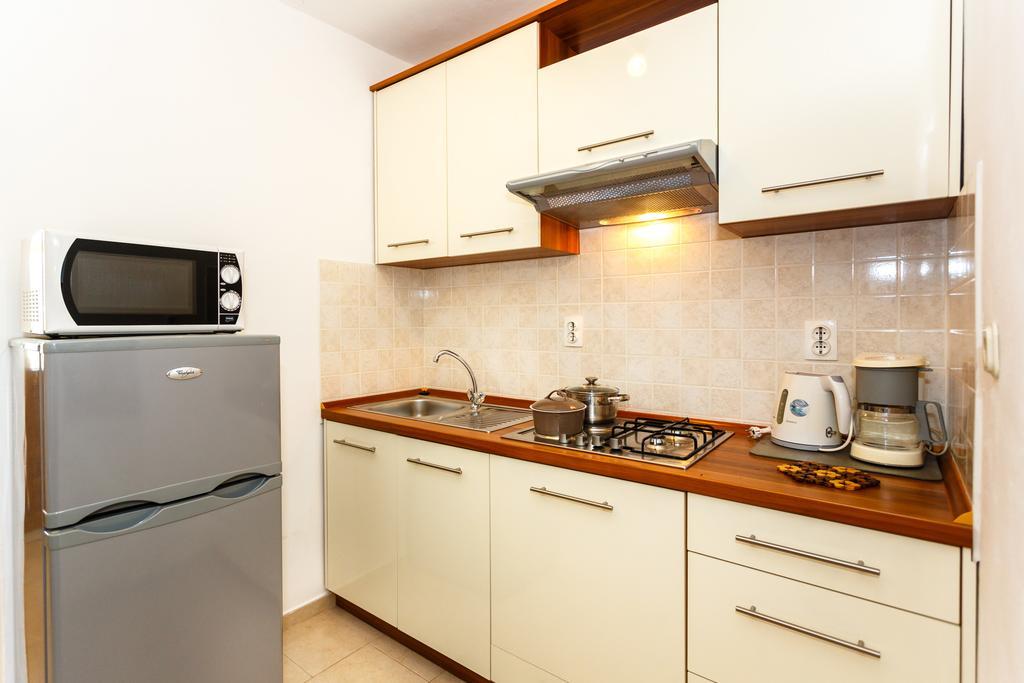 Apartmani Anica Risika Ngoại thất bức ảnh